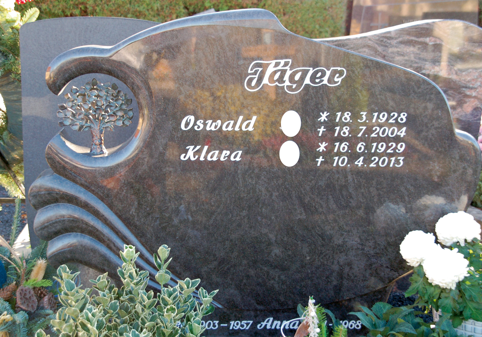 Natursteine Nicklaus: Grabsteine